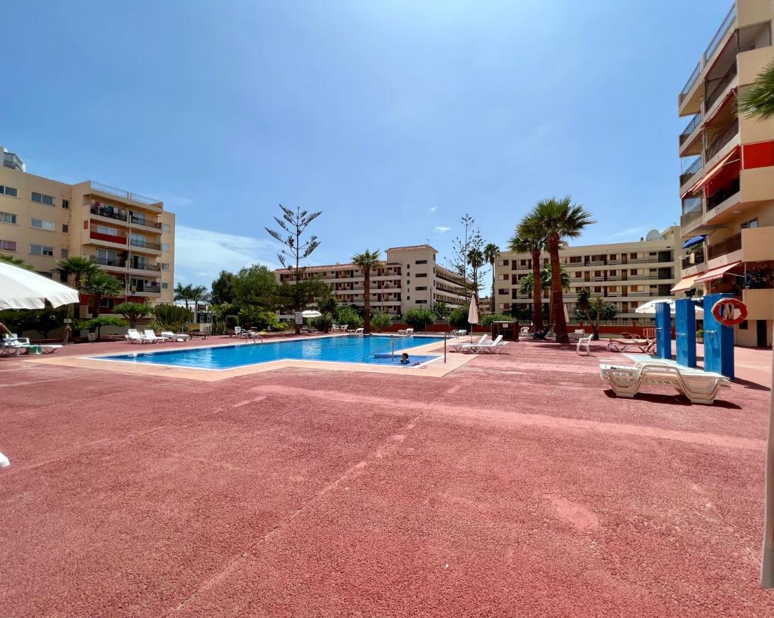 Apartment Crissol Los Cristianos  Exteriör bild